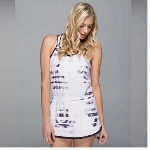 Lululemon Sweaty or Not Runsie Size 6 Pink White Sporty Athleisure